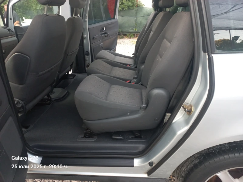 VW Sharan 2.0* * 7местен* ХОЛАНДИЯ, снимка 8 - Автомобили и джипове - 51976692