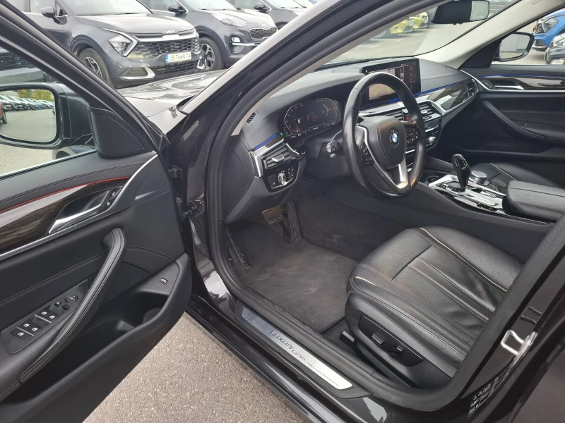 BMW 530  Xdrive , снимка 9 - Автомобили и джипове - 52214383