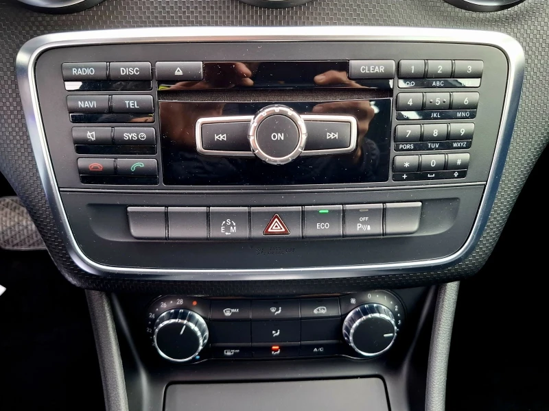 Mercedes-Benz A 180 Автоматик/150000км!!! ТОП!!!, снимка 14 - Автомобили и джипове - 52368878