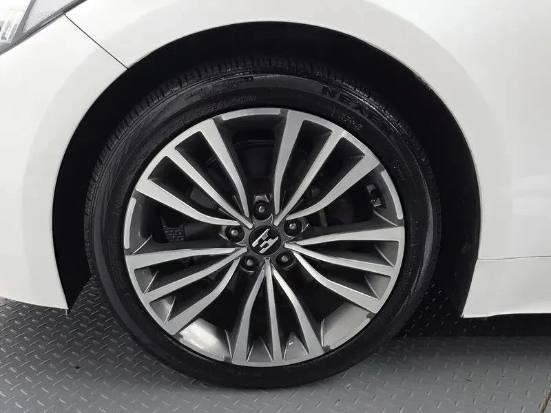Kia Stinger, снимка 5 - Автомобили и джипове - 56690360