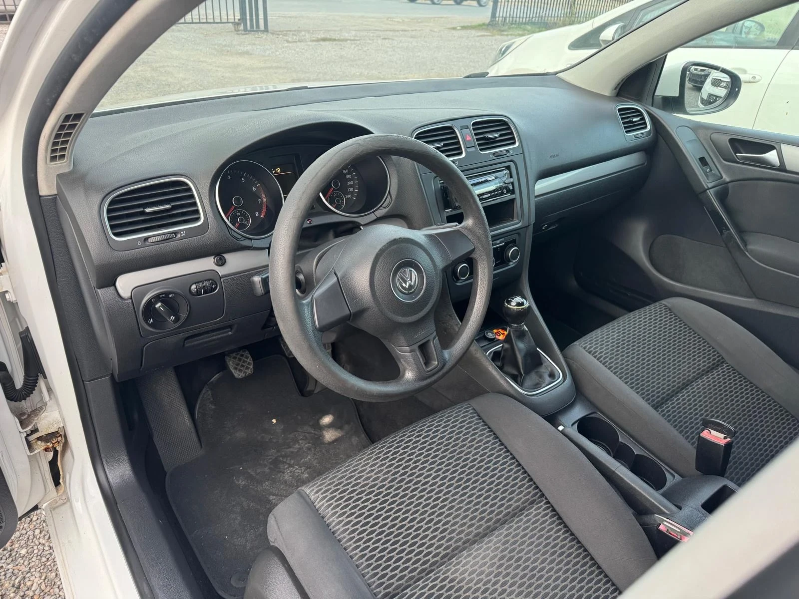 VW Golf 1.4 Газ - изображение 9