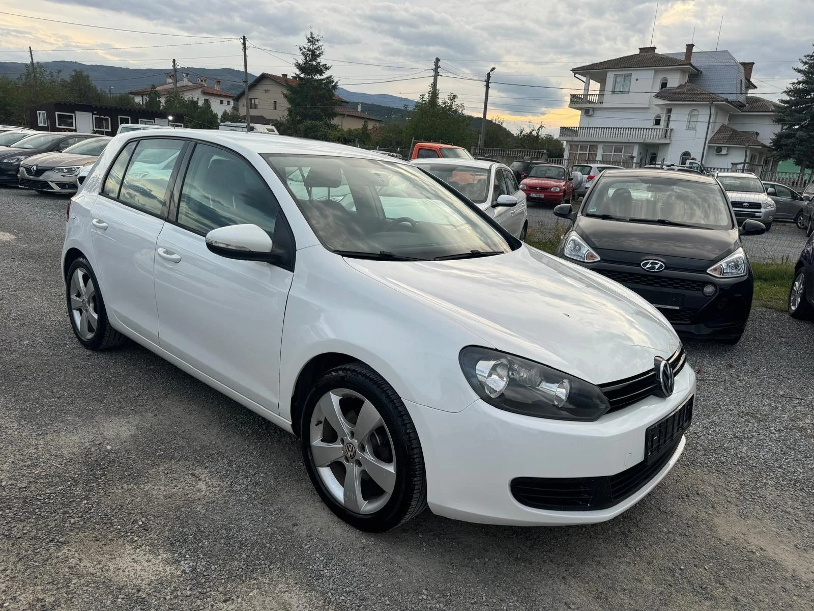 VW Golf 1.4 Газ - изображение 2