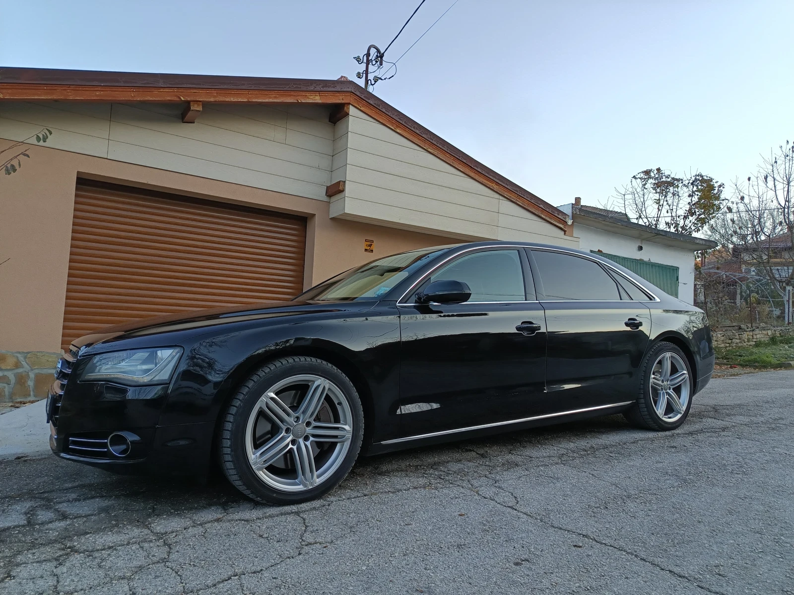 Audi A8  - изображение 2