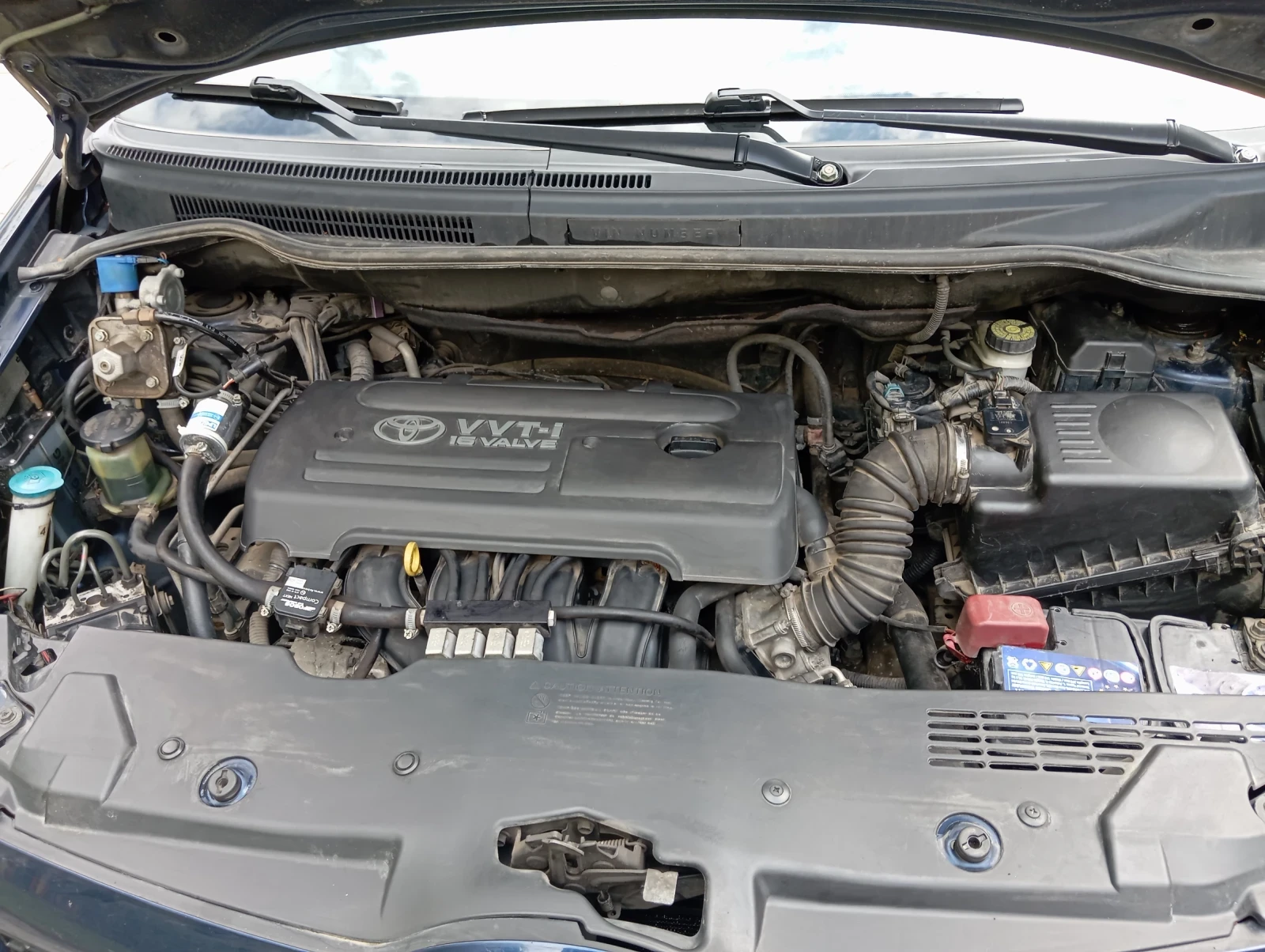 Toyota Corolla verso 1.6 газ -бензин - изображение 6