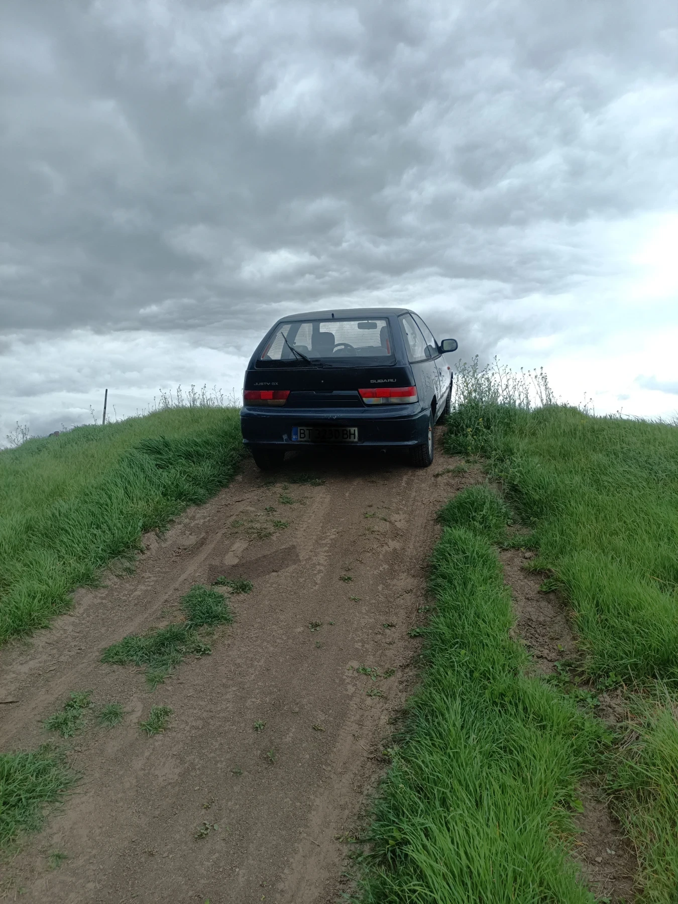 Subaru Justy  - изображение 3
