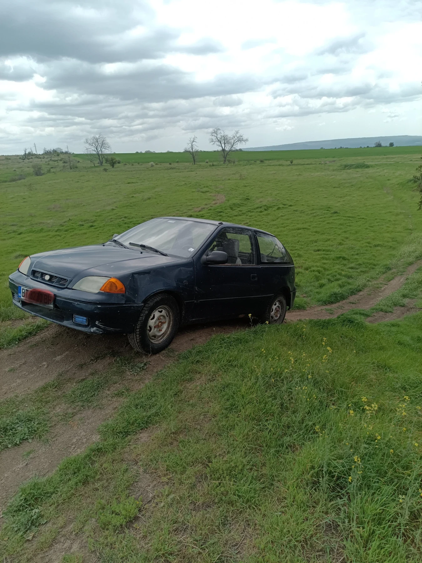 Subaru Justy  - изображение 2