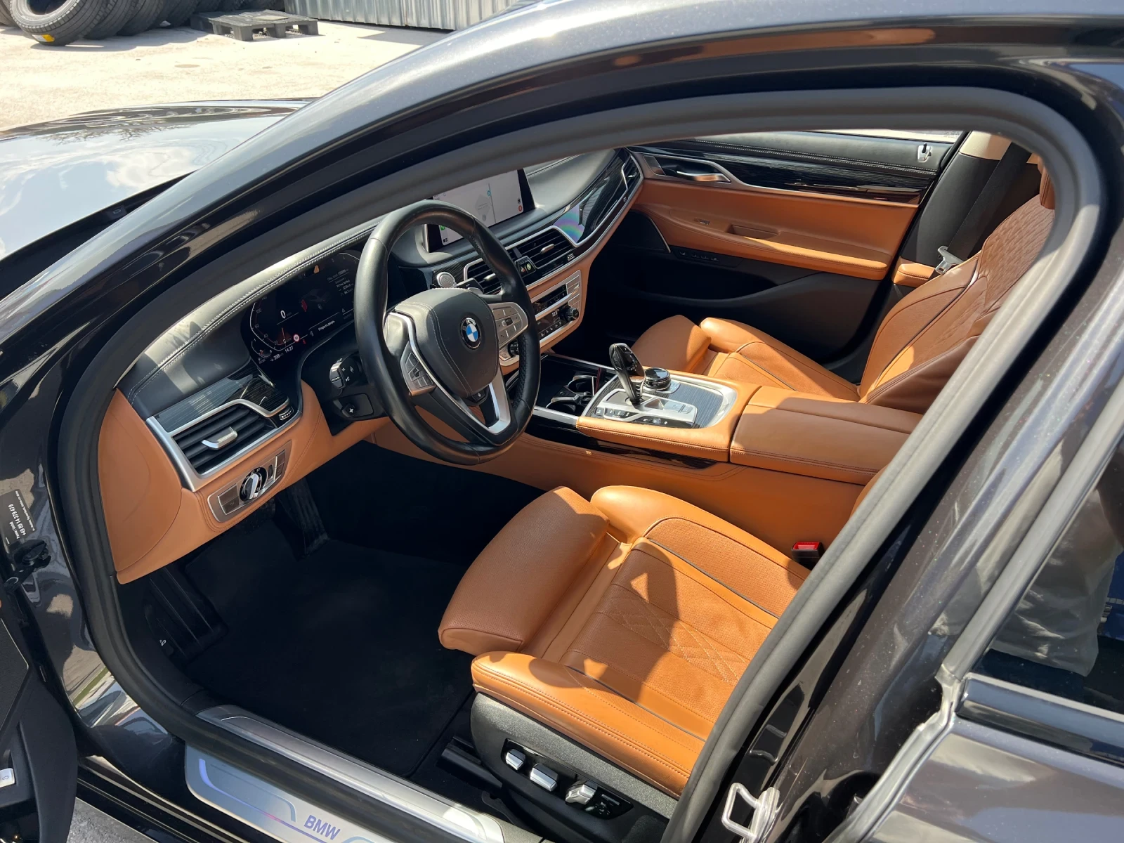 BMW 750 d xDrive/HUD/360/HARMAN KARDON/LASER/TV/Massage - изображение 7