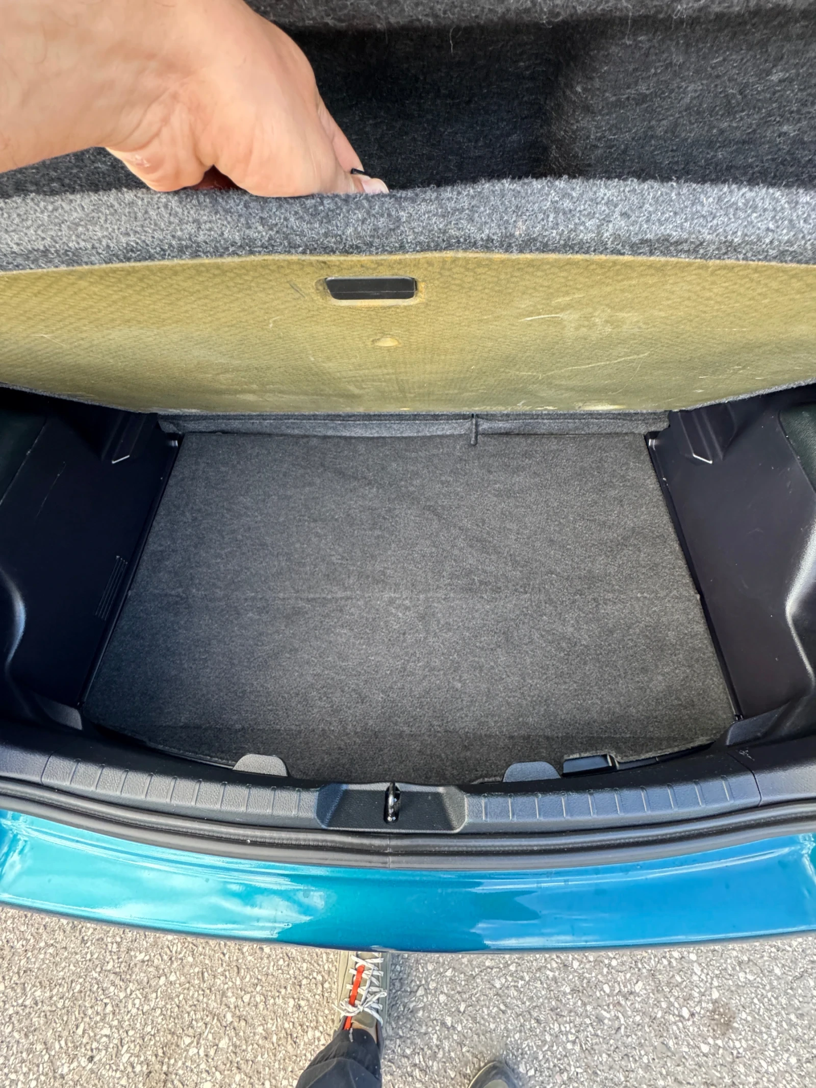 Toyota Yaris 1.5 - изображение 9