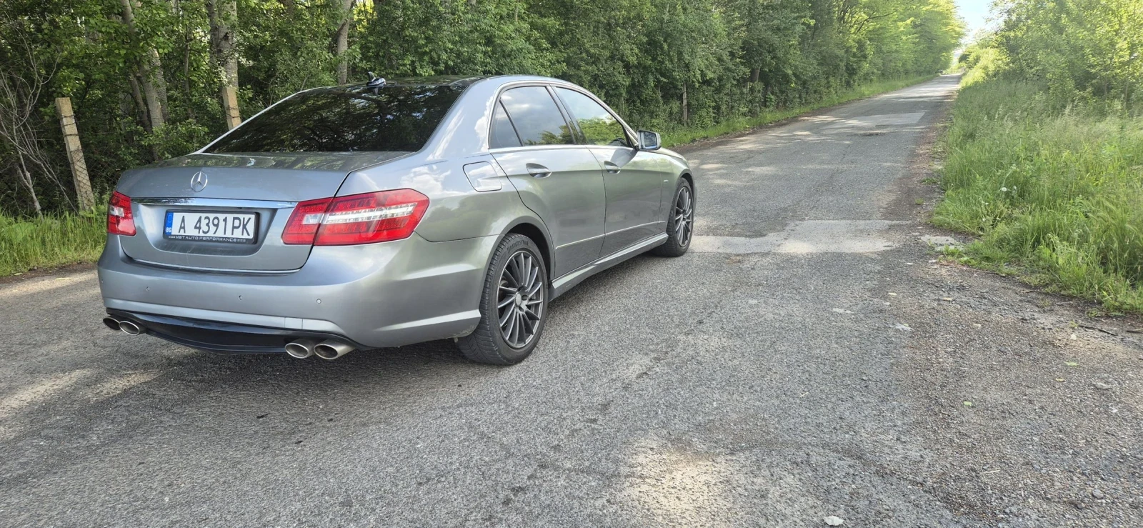 Mercedes-Benz E 350  - изображение 5