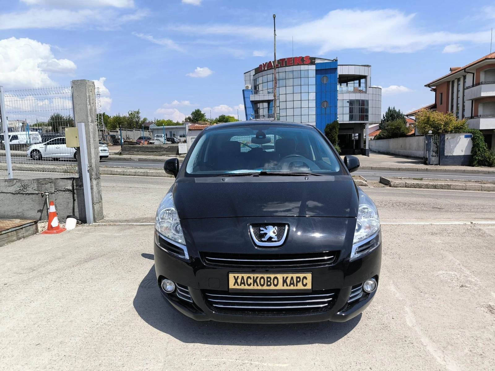 Peugeot 5008 1.6i - изображение 2