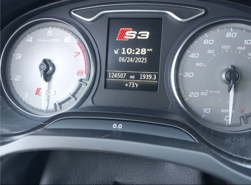 Audi S3 2.0T PREMIUM PLUS - изображение 8