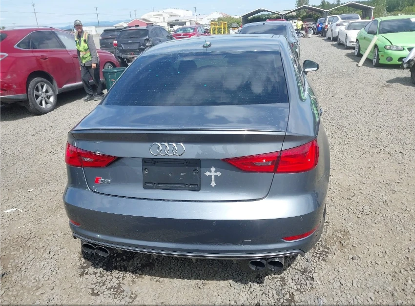 Audi S3 2.0T PREMIUM PLUS - изображение 5