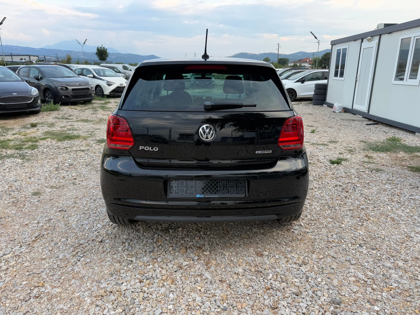 VW Polo 1.4d/NAV/PDC/Euro6 - изображение 3