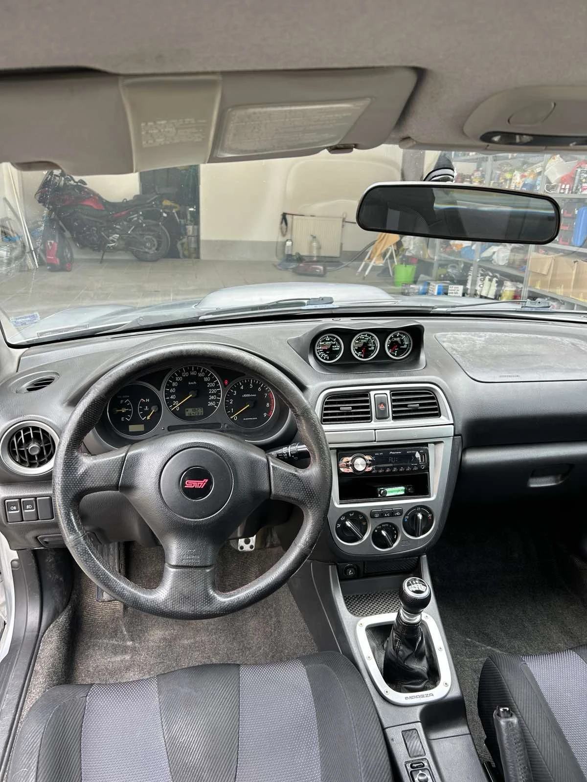 Subaru Impreza WRX 6 степенна кутия - изображение 6