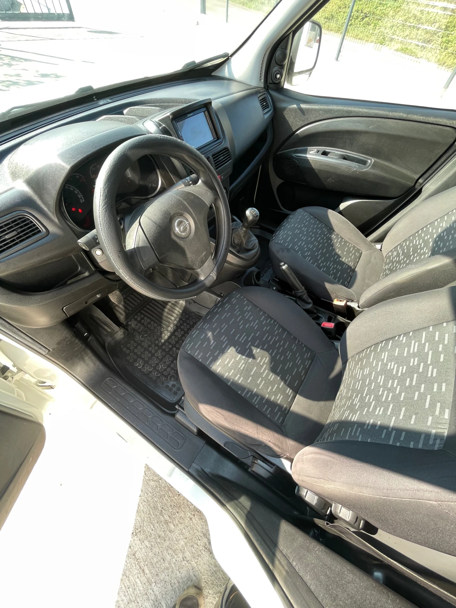 Opel Combo 1.3CDTI-90к.с. | Mobile.bg — изображение 9