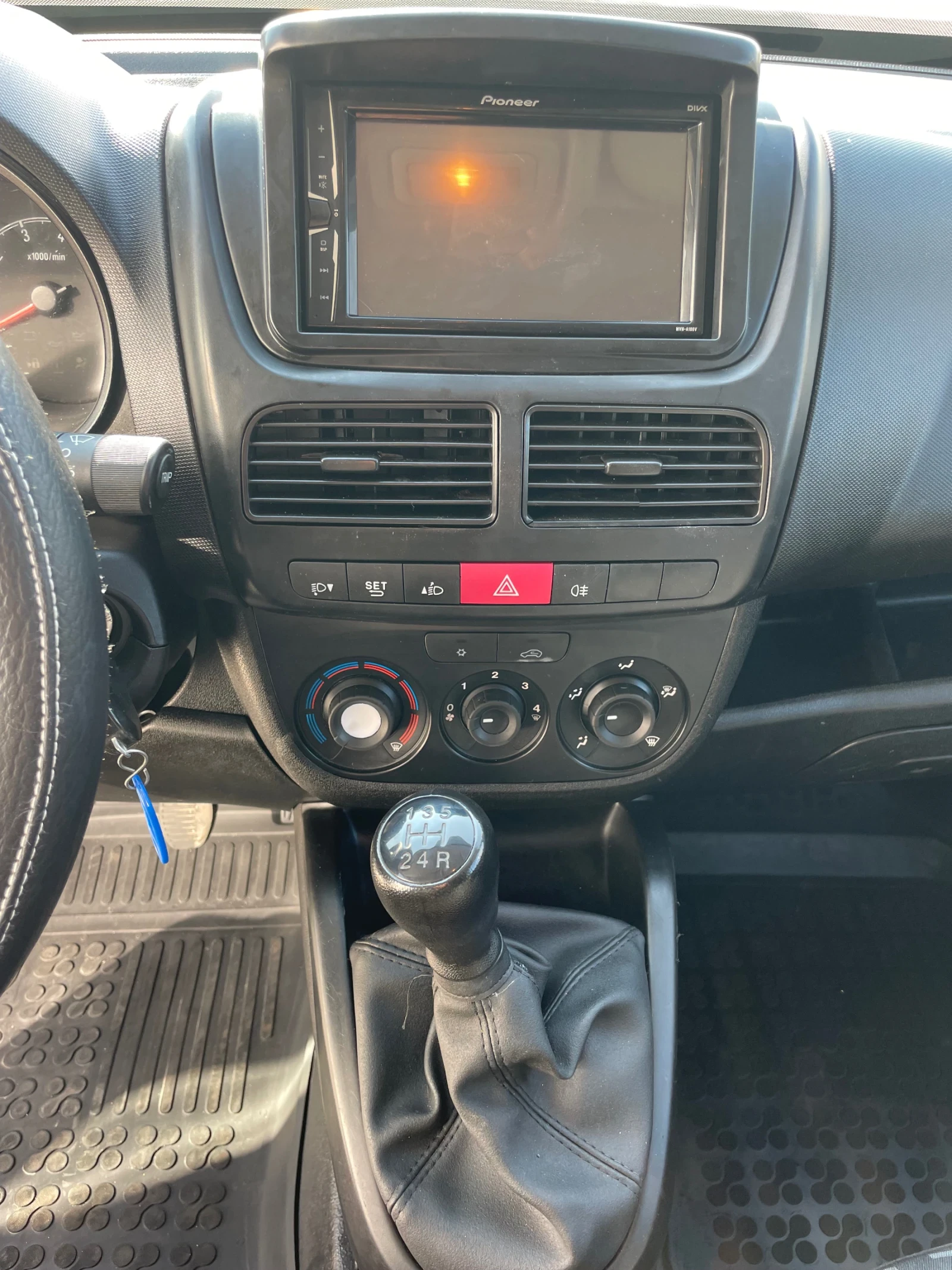 Opel Combo 1.3CDTI-90к.с. | Mobile.bg — изображение 12