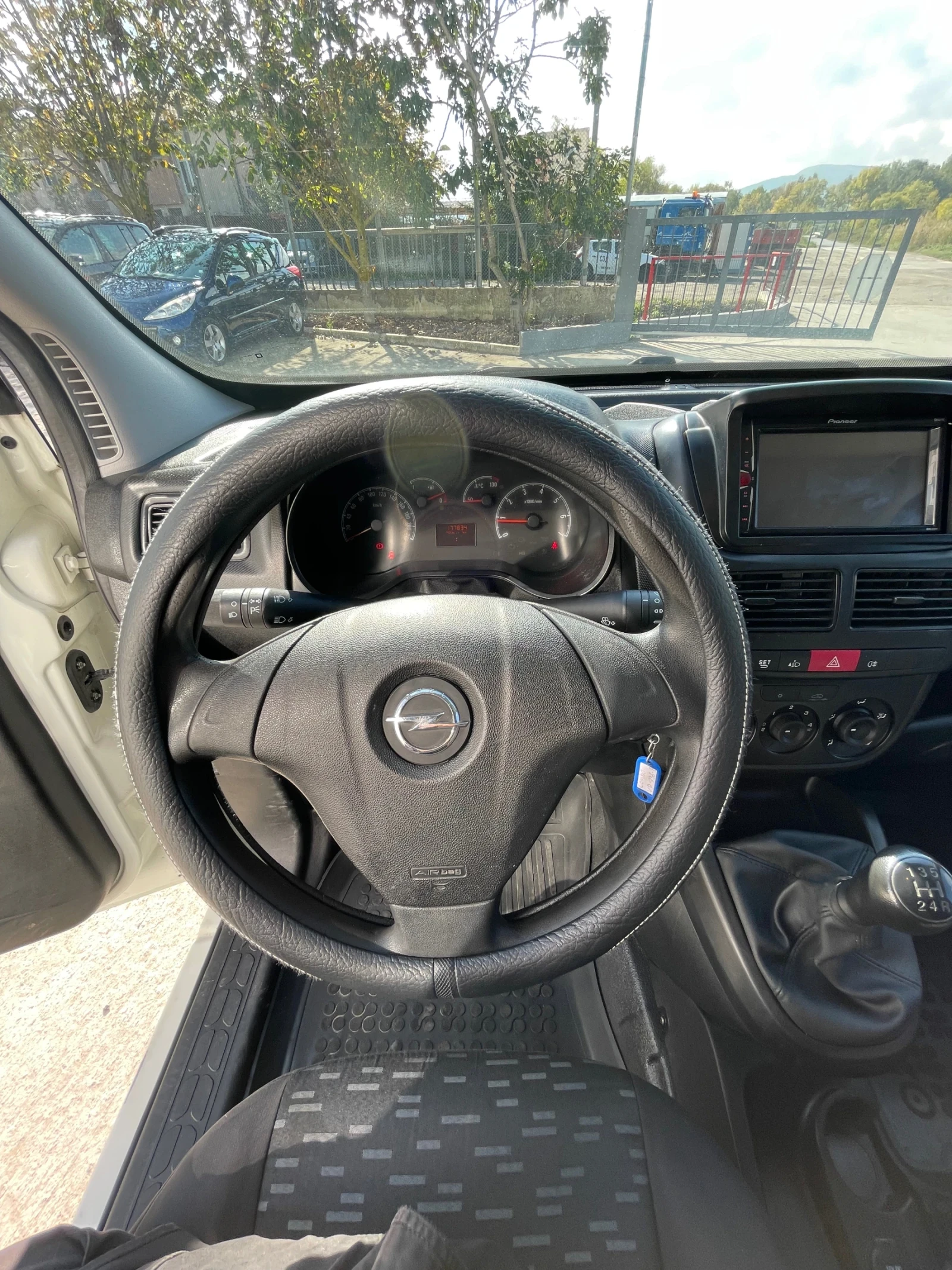 Opel Combo 1.3CDTI-90к.с. | Mobile.bg — изображение 10