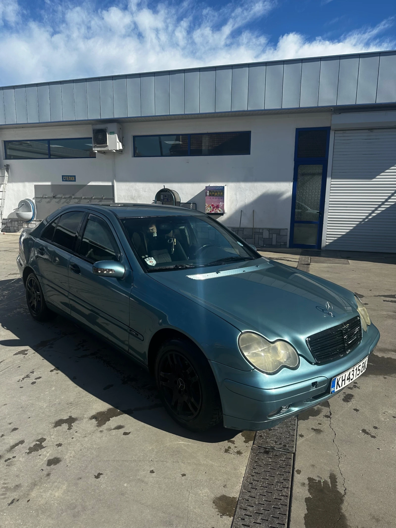 Mercedes-Benz C 180  - изображение 9