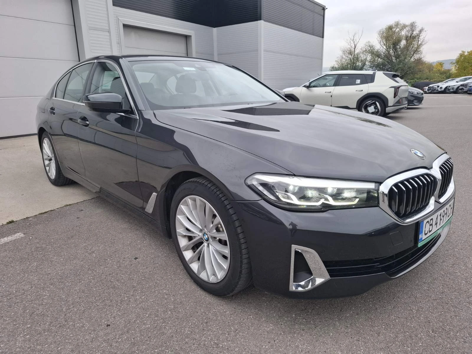 BMW 530 2.0 i Xdrive  | Mobile.bg   3