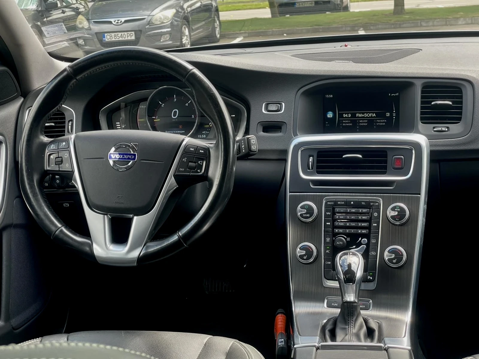 Volvo V60 D6 Twin Engine PHEV | Mobile.bg � ����������� 11