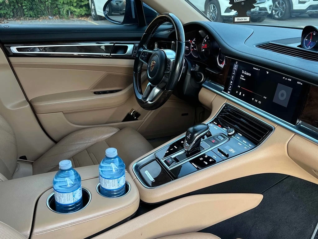 Porsche Panamera 2017 4dr HB * CARFAX * БЕЗ ПЪРВОНАЧАЛНА ВНОСКА - изображение 9