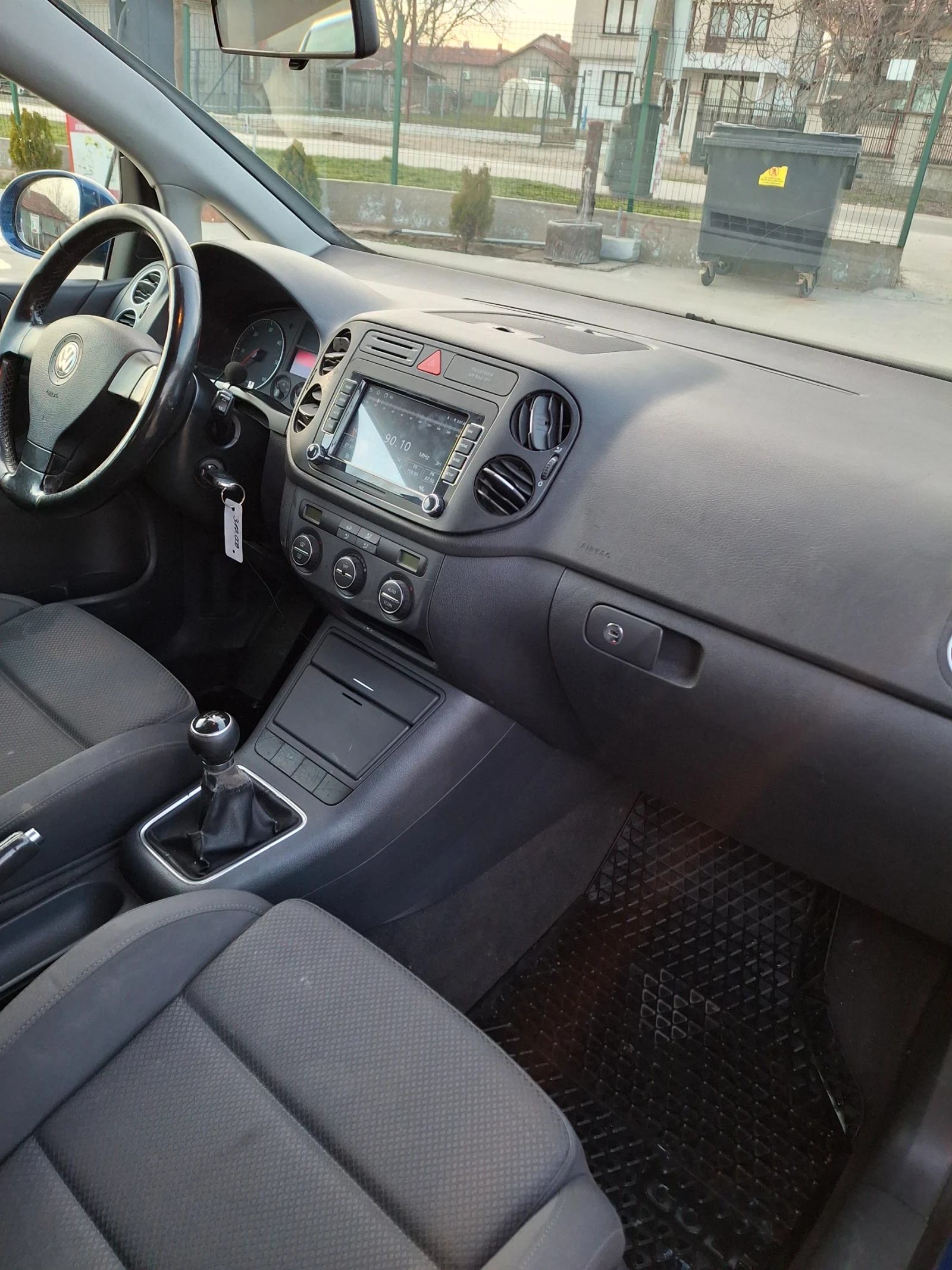 VW Golf Plus 1.9TDI 105 к.с, снимка 11 - Автомобили и джипове - 53818751