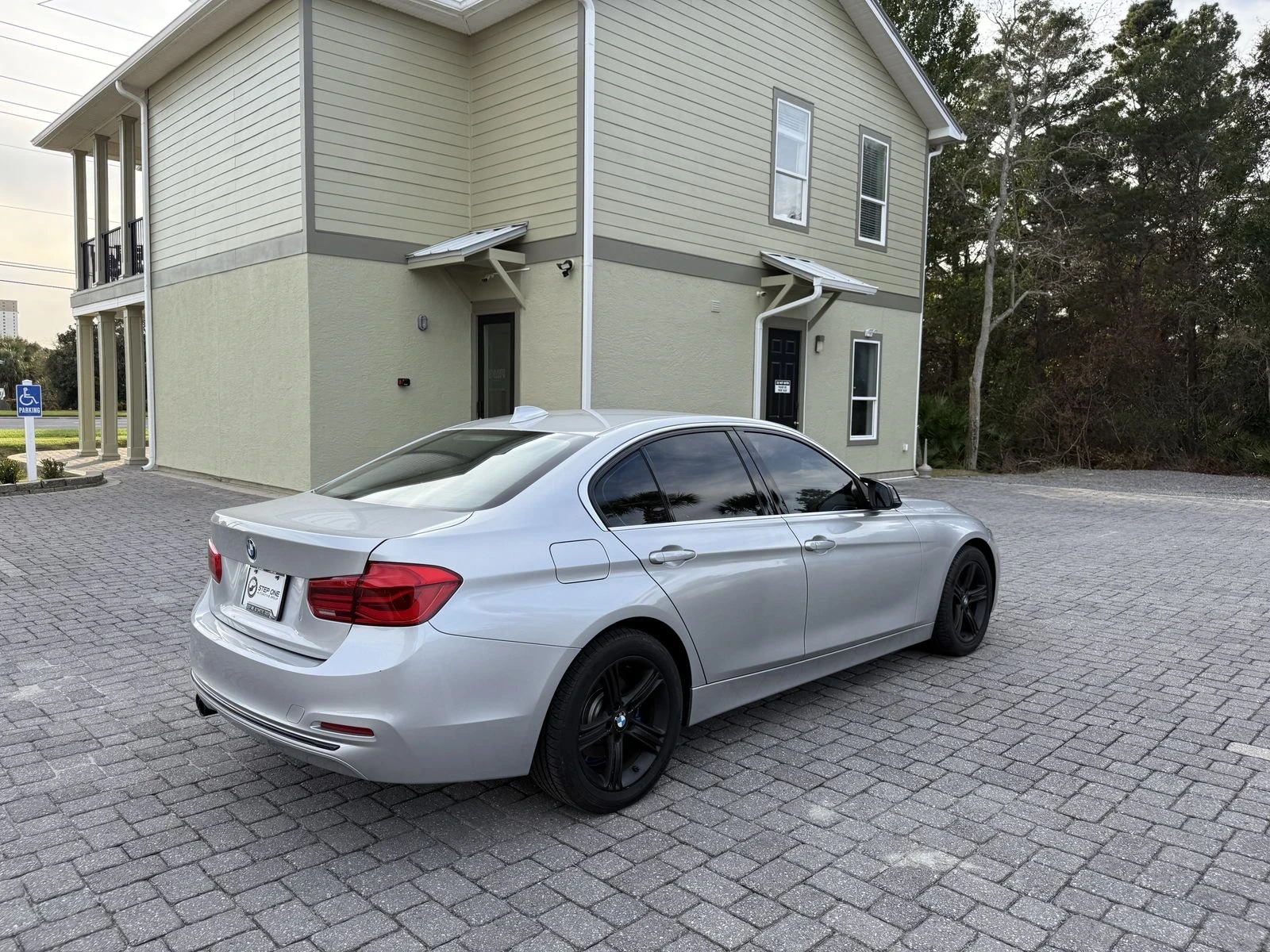 BMW 330 � iPerformance | ���� �� �������� |  | Mobile.bg � ����������� 6