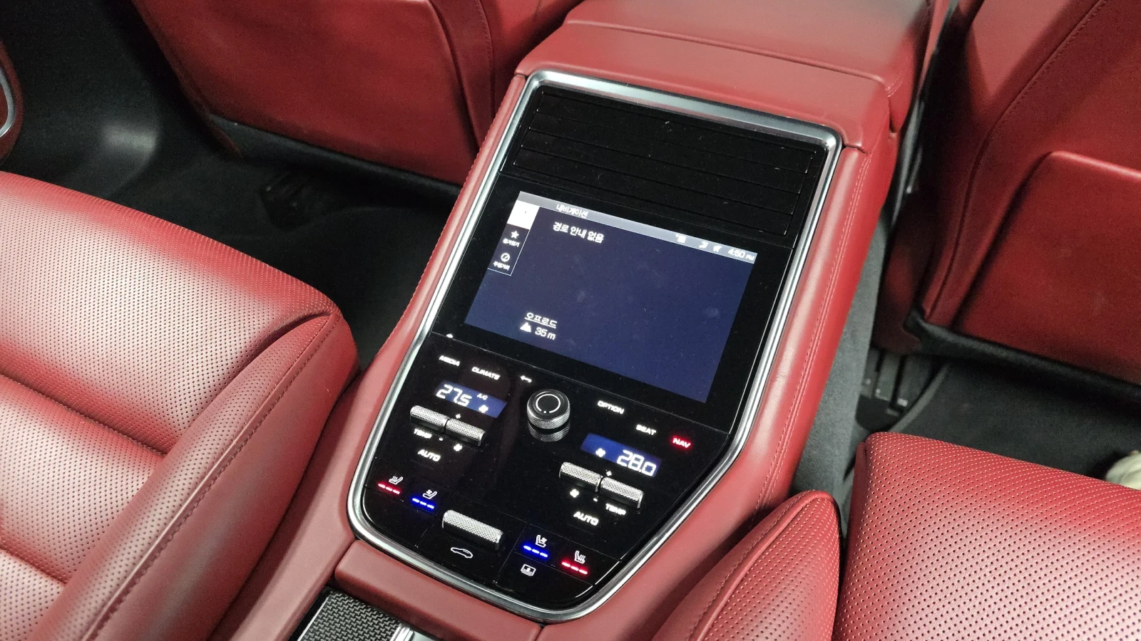 Porsche Panamera 4 / FACELIFT / RED INT / ОБДУХ / 360 / BOSE, снимка 14 - Автомобили и джипове - 54204730