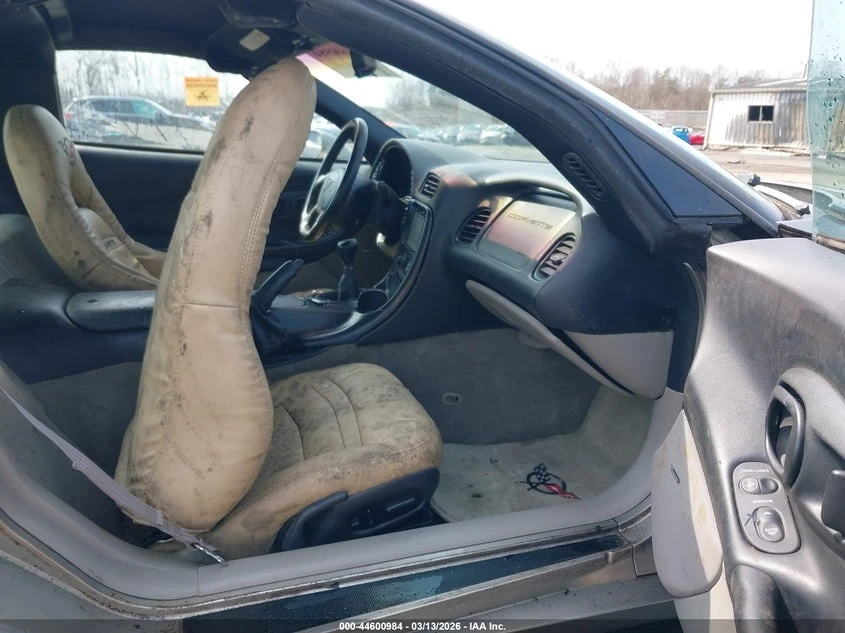 Chevrolet Corvette 5.7l, снимка 5 - Автомобили и джипове - 54241411