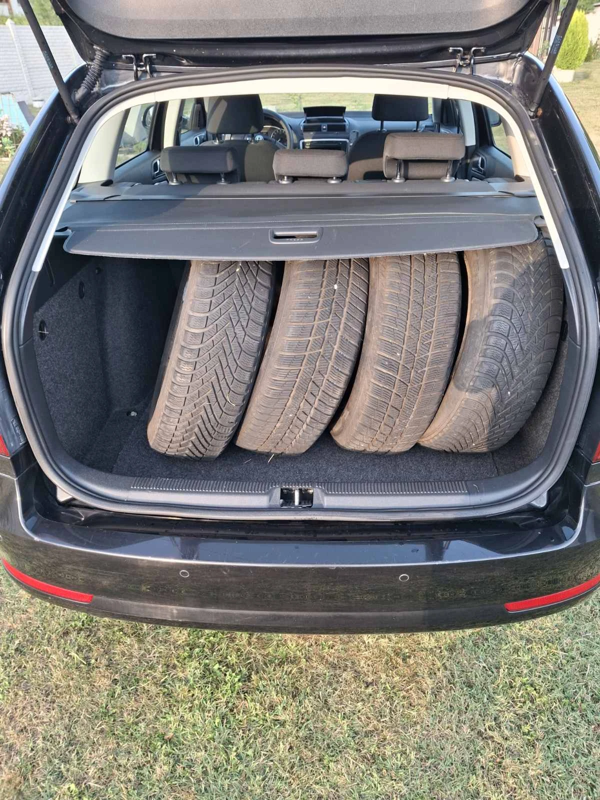 Skoda Octavia  Комби, снимка 10 - Автомобили и джипове - 54423544