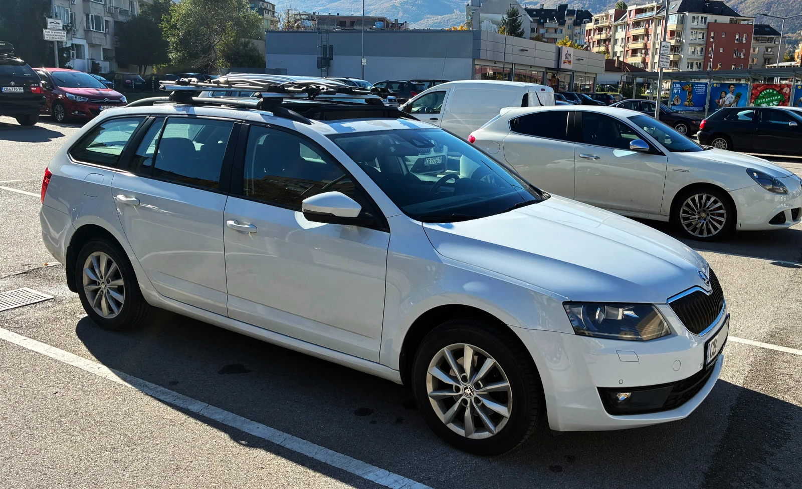 Skoda Octavia, снимка 3 - Автомобили и джипове - 54407408