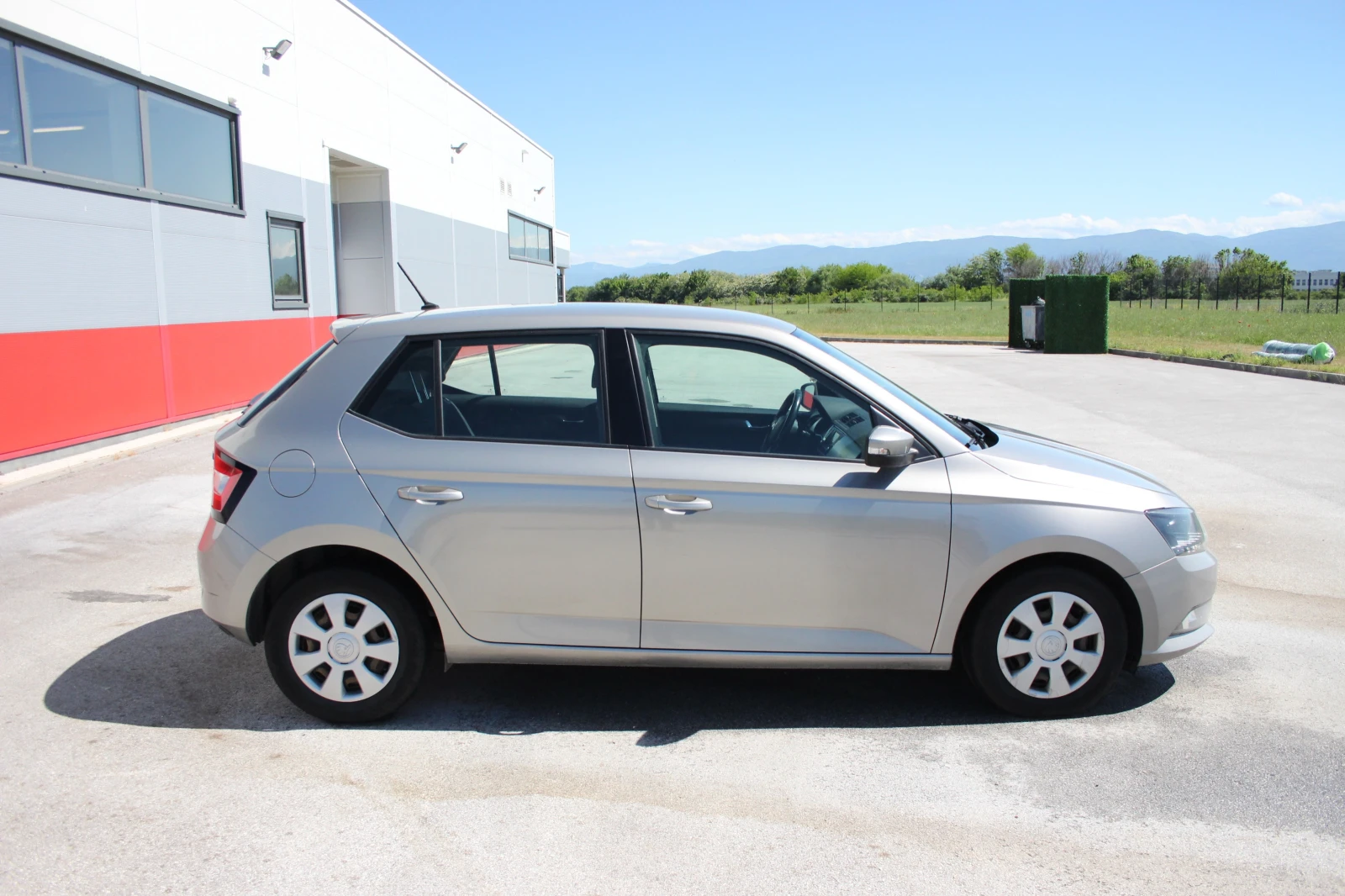 Skoda Fabia Fabia 1.0 LPG, снимка 5 - Автомобили и джипове - 54560313
