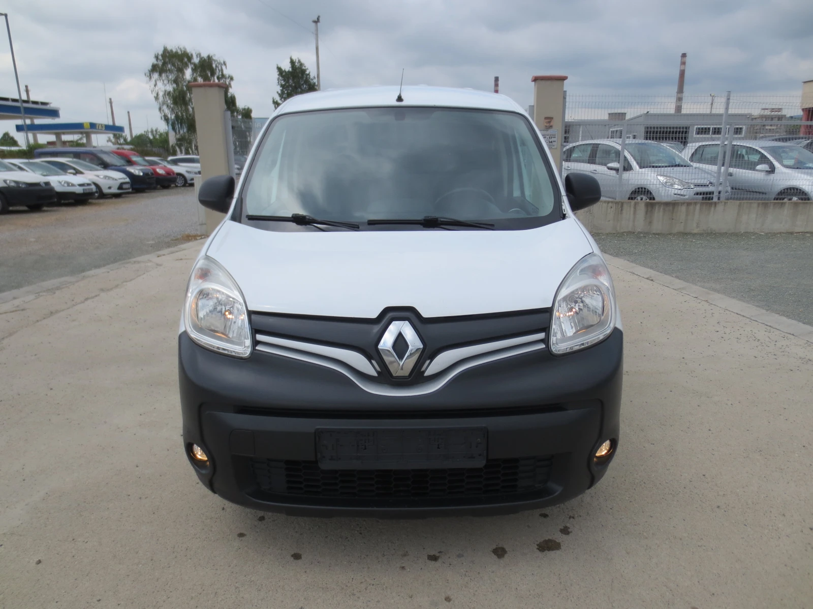 Renault Kangoo 1.5 dci, снимка 2 - Автомобили и джипове - 54748635