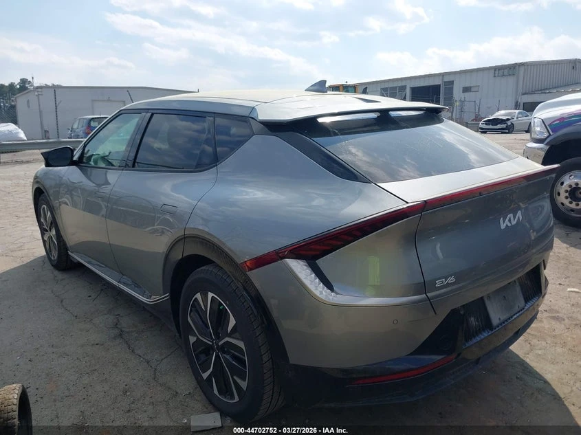 Kia EV6 Wind, снимка 3 - Автомобили и джипове - 55188414