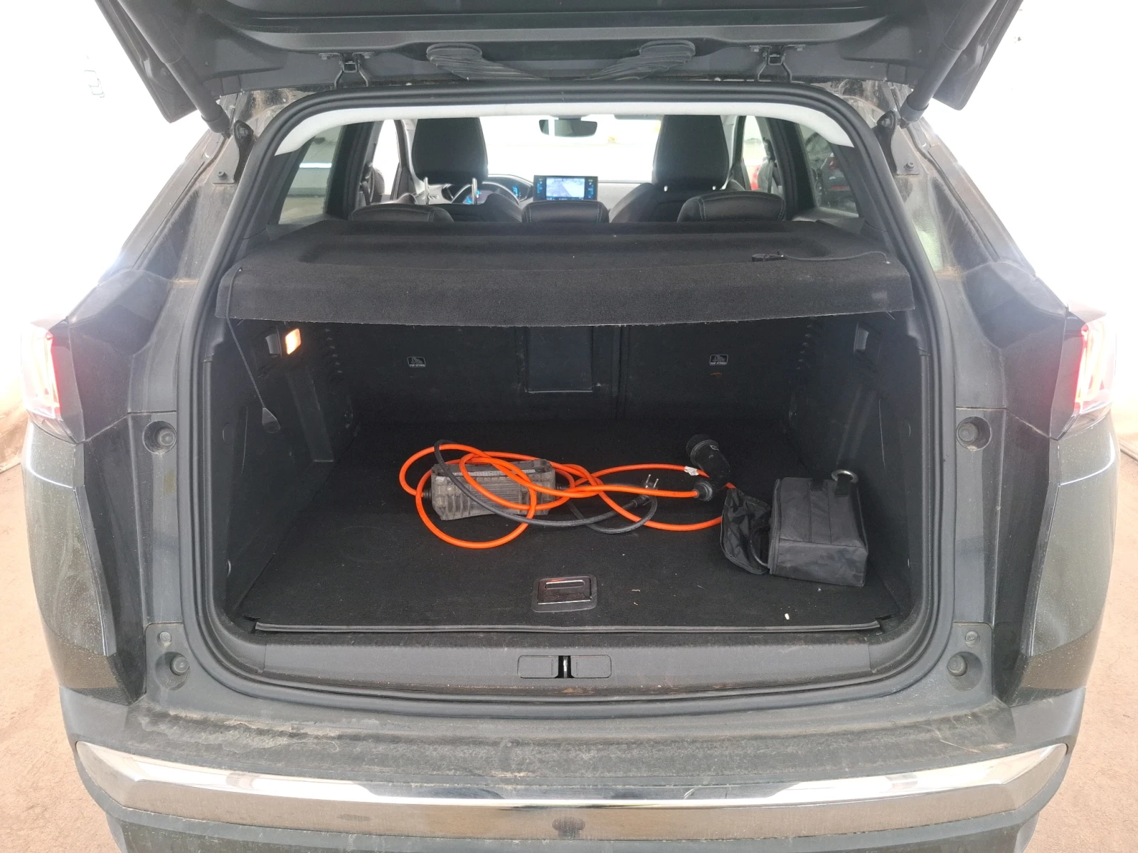 Peugeot 3008 PLUG IN HYBRID 225 ALLURE EAT8, снимка 8 - Автомобили и джипове - 55434984