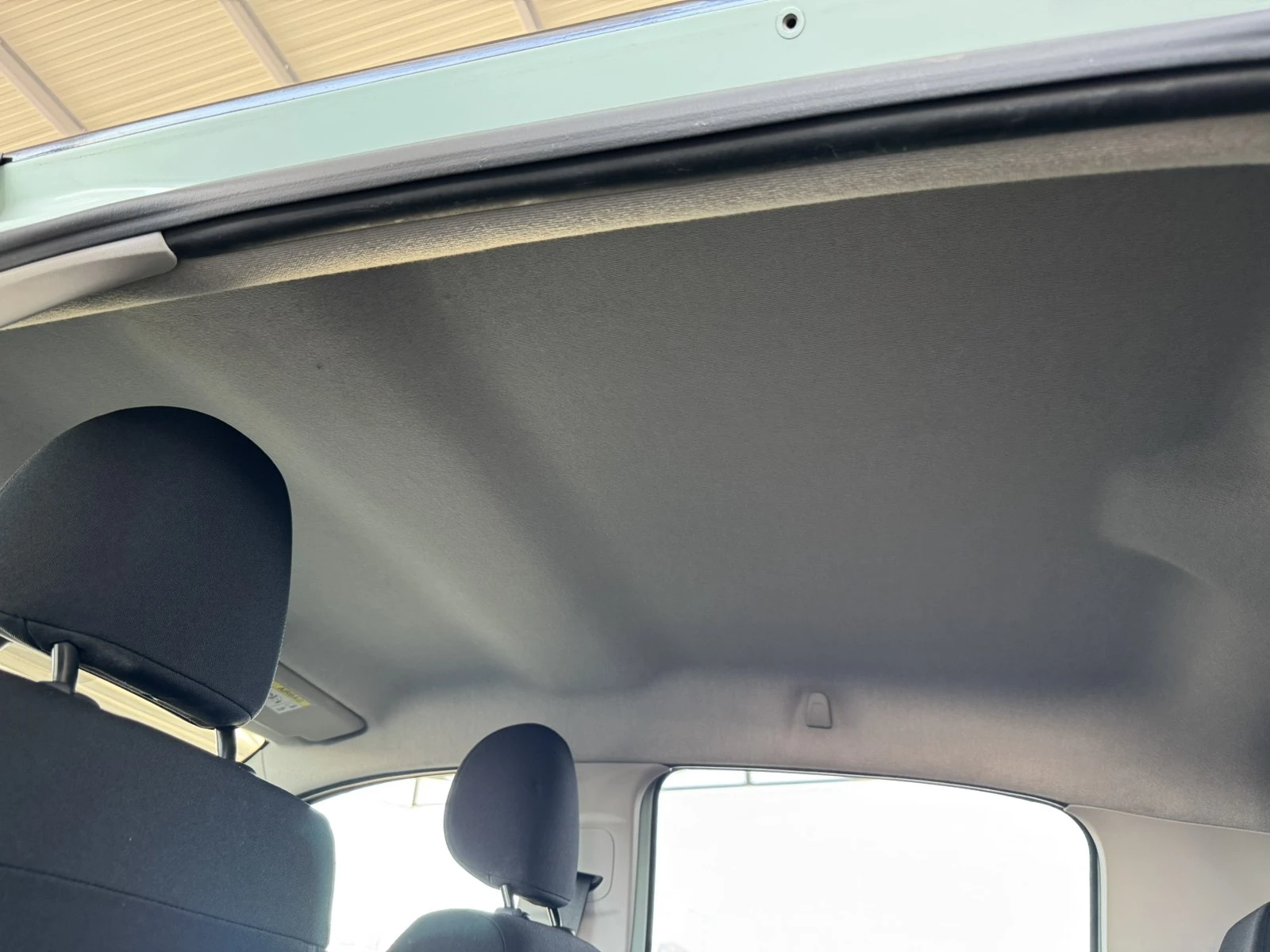 Citroen C3 1.6BLUEHDI* 100ps* НАВИ* КАМЕРА* ПАРКТРОНИК, снимка 16 - Автомобили и джипове - 55442236