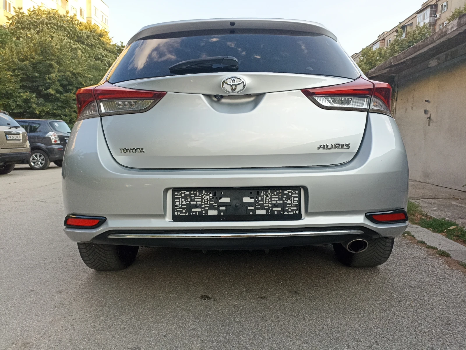 Toyota Auris 1.6 d4d, снимка 2 - Автомобили и джипове - 56275710
