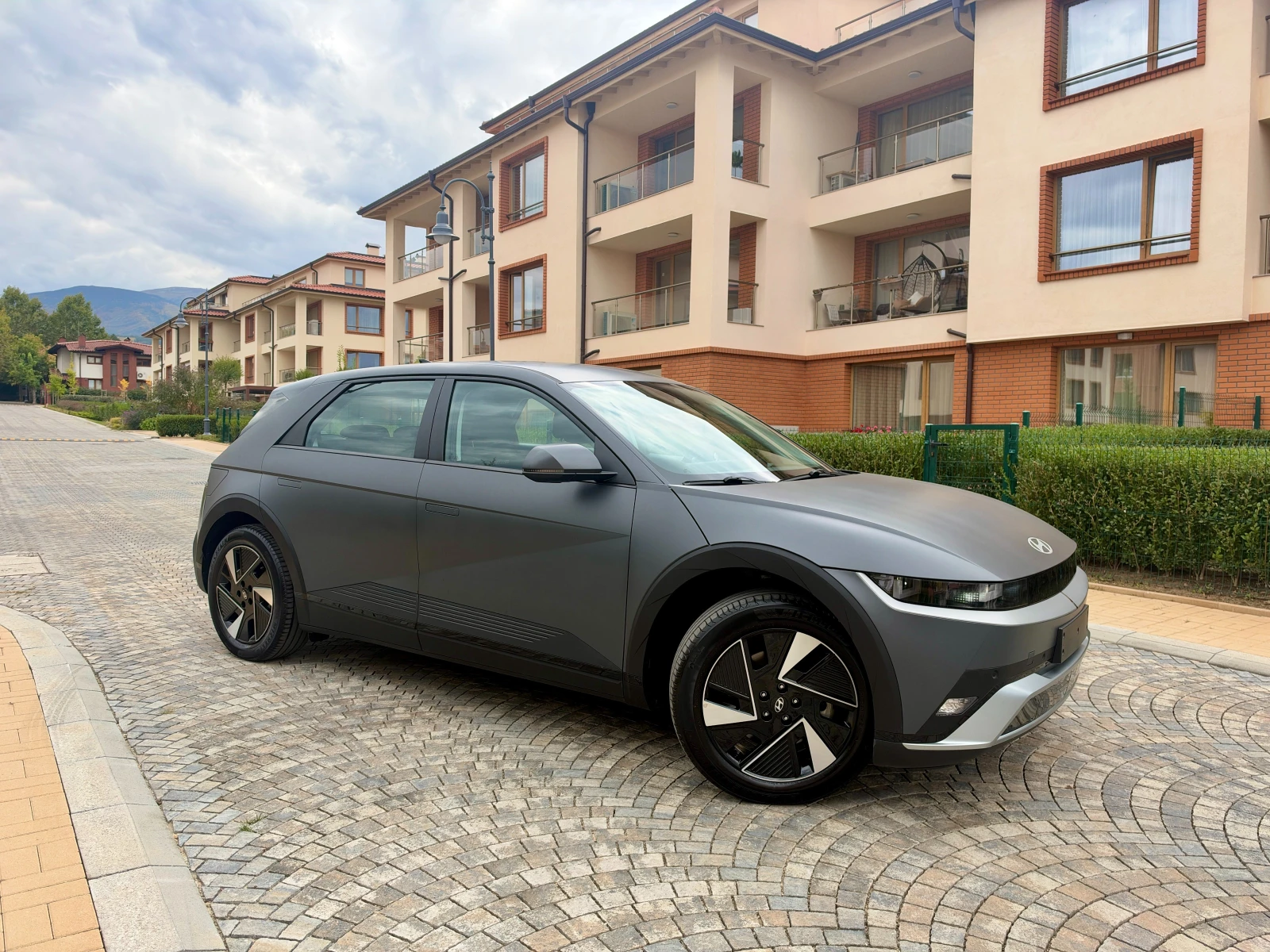 Hyundai Ioniq 5 Facelift 84 kwh, снимка 5 - Автомобили и джипове - 56438486