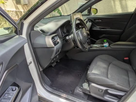 Toyota C-HR Xle, снимка 7