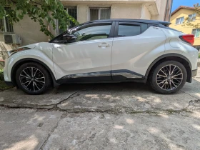 Toyota C-HR Xle, снимка 2