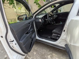 Toyota C-HR Xle, снимка 6