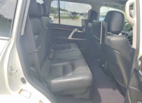 Toyota Land cruiser 5.7 V8 * FACELIFT * CARFAX * RUN&DRIVE * , снимка 9
