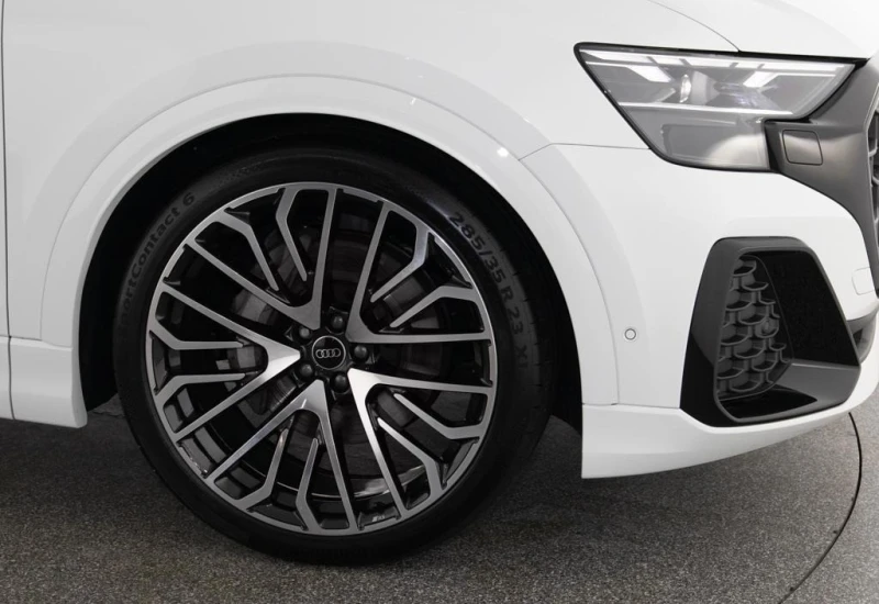 Audi Q8 50 TDI/FACELIFT/S-LINE/MATRIX/PANO/BLACK OPTIC/23/, снимка 7 - Автомобили и джипове - 52305421