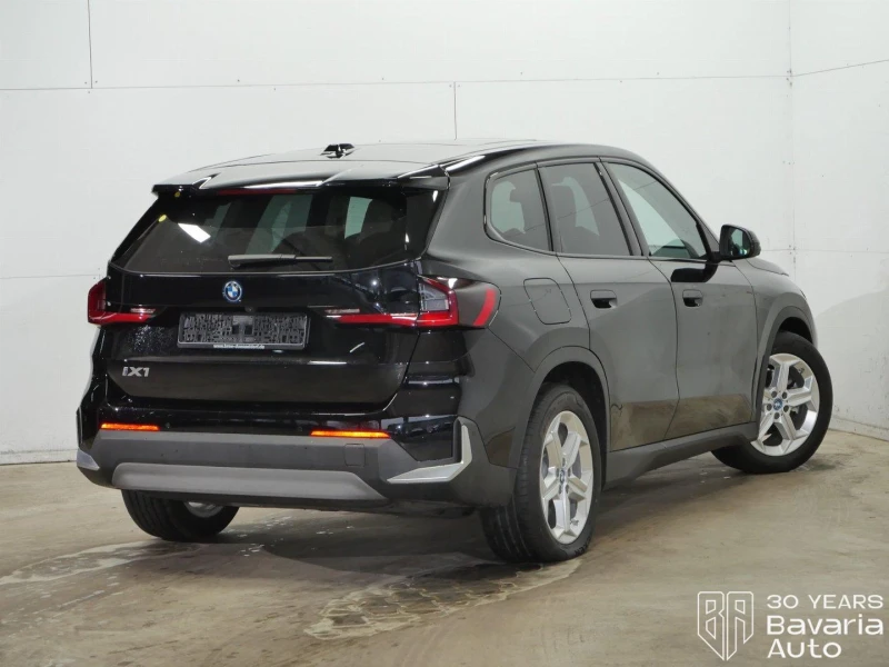 BMW iX1 20 eDrive , снимка 3 - Автомобили и джипове - 52727879