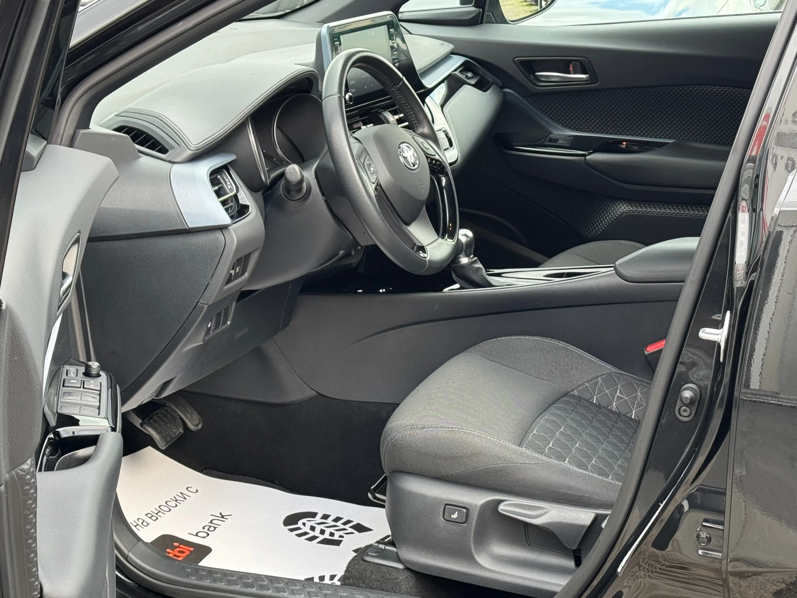 Toyota C-HR 2.0HYBRIDE-184KС-KEYLESS-ПОДГРЕВ-LED-УНИКАТ-52Х.КМ - изображение 8