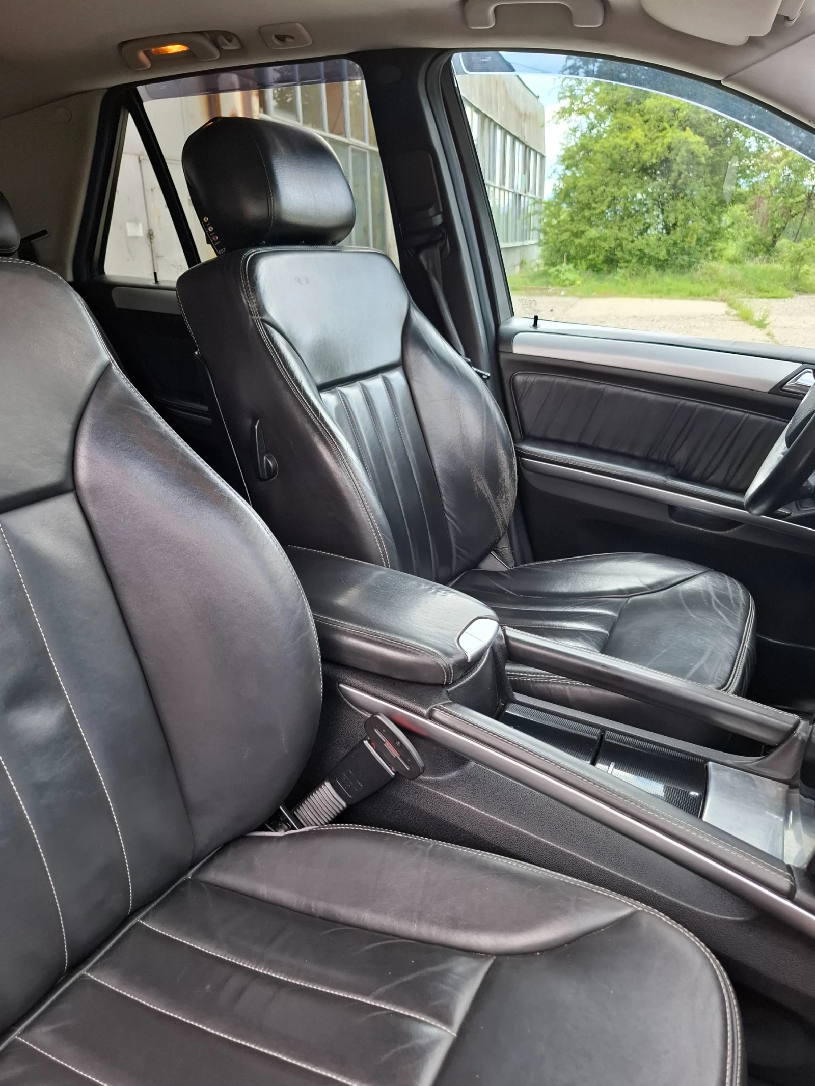 Mercedes-Benz ML 500  - изображение 10