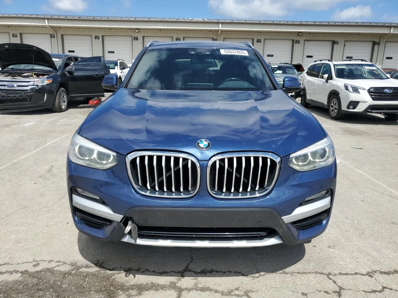 BMW X3 XDRIVE30I* Подгрев* Амбиентно* Панорама* CarPlay - изображение 3