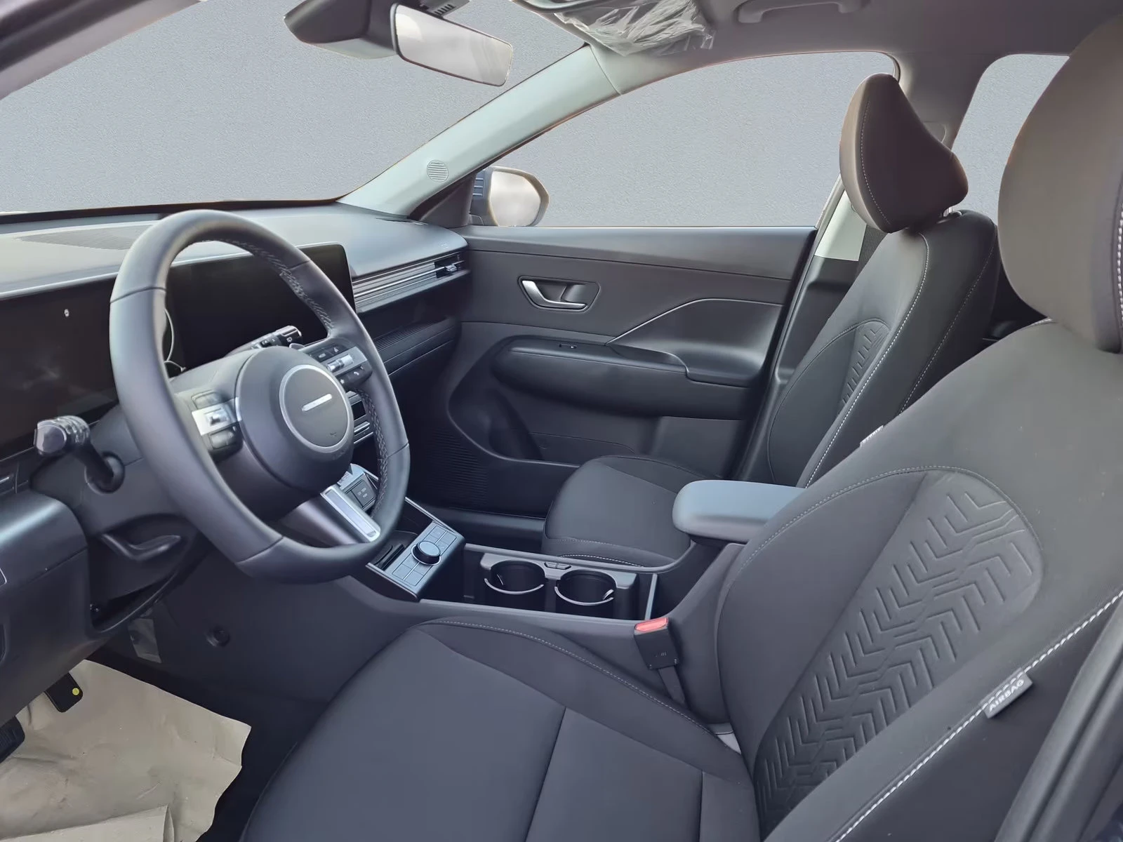 Hyundai Kona НОВ!/1.6GDI/SX2/140HP/TREND-PACK/6-DCT/KLESS/379f - изображение 10