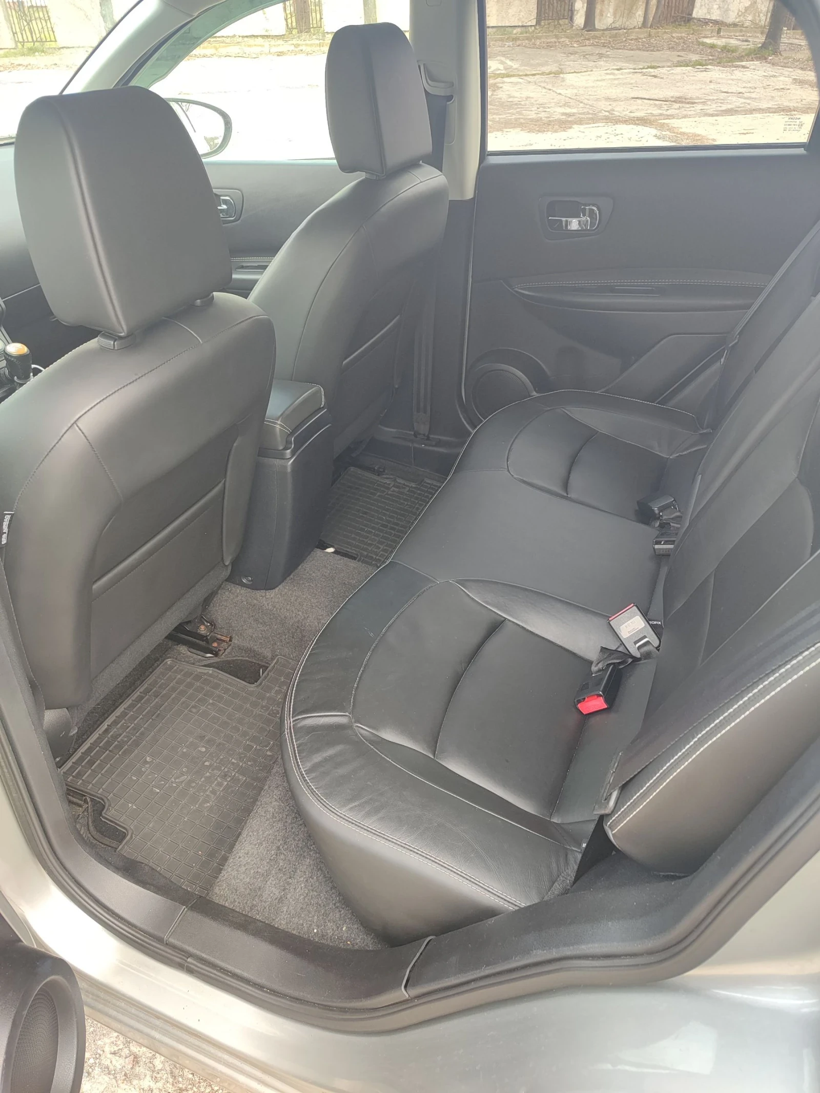 Nissan Qashqai, снимка 8 - Автомобили и джипове - 53834770