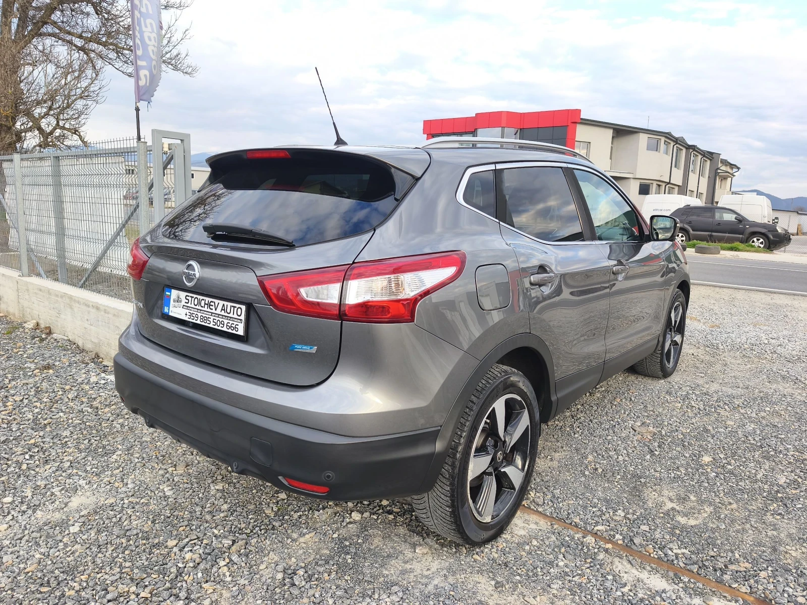Nissan Qashqai Panorama , снимка 5 - Автомобили и джипове - 53978046